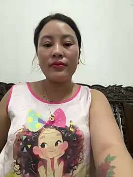 Snapshot of Lina-Naughty chatting on June 27, 2:55 pm Lina-Naughty online show from June 27, 2:55 pm