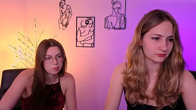 so hot rosalie online show from July 9, 7:18 pm