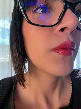 Snapshot of SeleneHale chatting on July 10, 7:27 pm SeleneHale online show from July 10, 7:27 pm