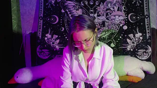 little chappy online show from June 25, 1:59 pm