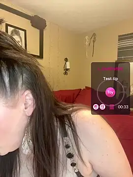 Snapshot of taylorsunshine chatting on May 16, 10:19 pm taylorsunshine online show from May 16, 10:19 pm