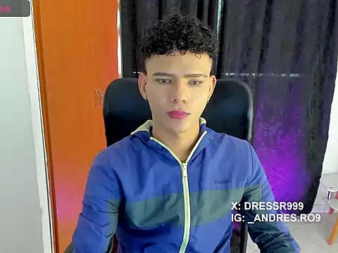 Snapshot of sebascuterouss chatting on April 15, 1:18 pm sebascuterouss online show from April 15, 1:18 pm