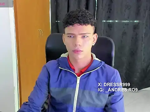 Snapshot of sebascuterouss chatting on April 22, 1:01 pm sebascuterouss online show from April 22, 1:01 pm