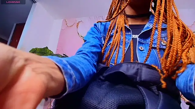 cherry latiinn19 online show from April 24, 11:12 am