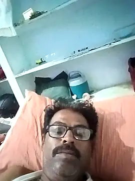 Snapshot of DKD-DARLING chatting on March 31, 10:21 pm DKD-DARLING online show from March 31, 10:21 pm