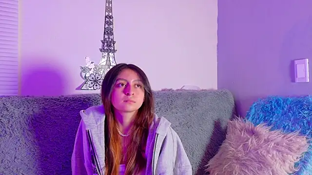 Lala fluffy online show from April 15, 7:58 pm