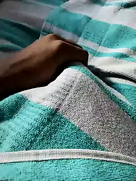 Snapshot of Daddy_004__ chatting on April 6, 1:14 am Daddy 004 online show from April 6, 1:14 am