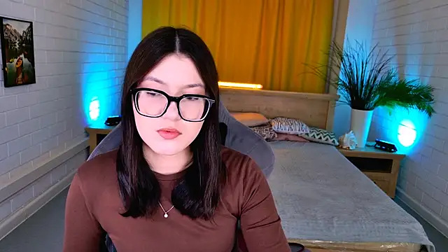 Snapshot of JennyGibson chatting on April 19, 5:07 am JennyGibson online show from April 19, 5:07 am