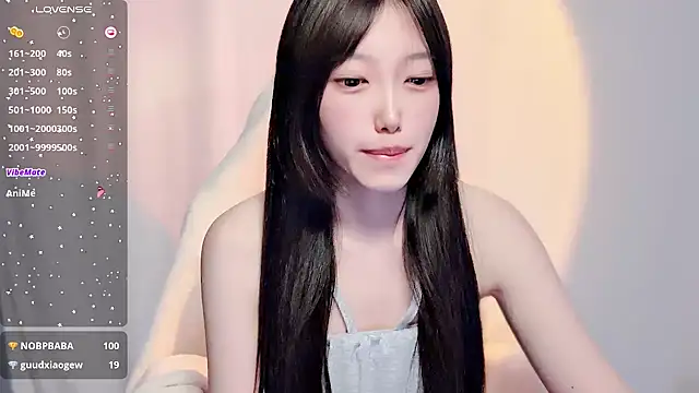 Snapshot of luckyuyu66 chatting on May 7, 2:11 pm luckyuyu66 online show from May 7, 2:11 pm