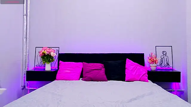 Nika Vibe online show from April 4, 1:59 am