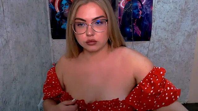 AminaSoul  online show from April 13, 6:41 am