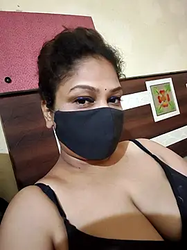 SluttySonam online show from May 1, 9:14 am