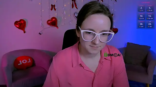 mary is cool online show from April 7, 9:10 am