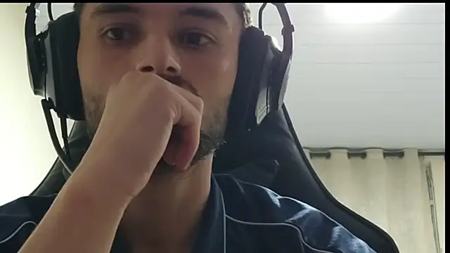 Tigrao18m online show from April 23, 2:13 am