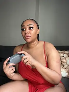 Snapshot of sky_velvetx chatting on April 7, 12:38 pm sky velvetx online show from April 7, 12:38 pm