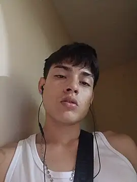 Thebestboyhot online show from May 22, 5:03 am