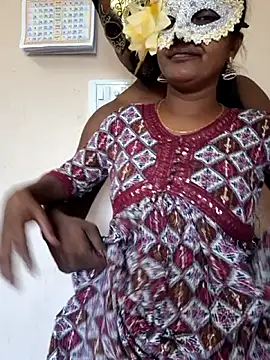 Snapshot of pixelcouples chatting on April 3, 6:11 am pixelcouples online show from April 3, 6:11 am