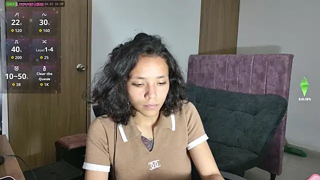 Snapshot of Malika_x_noor chatting on April 3, 9:57 pm Malika x noor online show from April 3, 9:57 pm