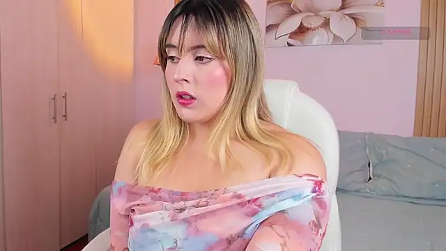 Snapshot of jenny_Dream_ chatting on April 24, 8:44 pm jenny Dream online show from April 24, 8:44 pm