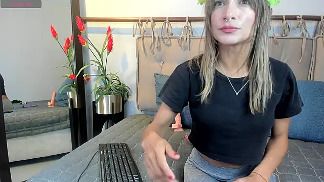 alma rose  online show from April 30, 7:53 pm