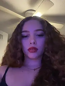 Snapshot of mariex83 chatting on April 14, 3:01 am mariex83 online show from April 14, 3:01 am