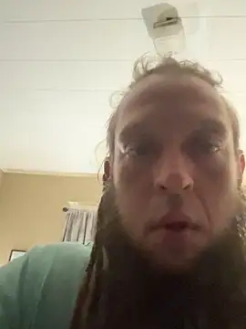 Snapshot of kuntryg8338 chatting on April 2, 6:55 am kuntryg8338 online show from April 2, 6:55 am