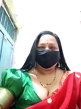 Snapshot of PINKI_024 chatting on May 3, 5:13 am PINKI 024 online show from May 3, 5:13 am