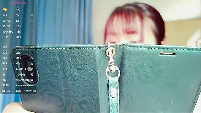 Milk xoxo online show from April 17, 5:54 am