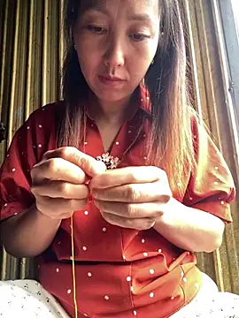Snapshot of Huonglyna chatting on June 9, 5:52 am Huonglyna online show from June 9, 5:52 am
