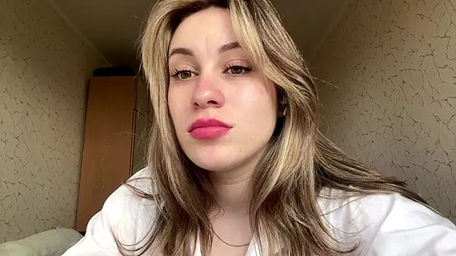 SpringSummers online show from April 4, 7:17 am