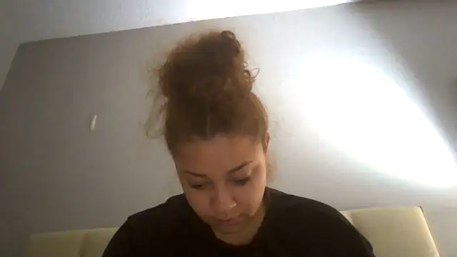 madzbailey online show from May 23, 5:17 pm
