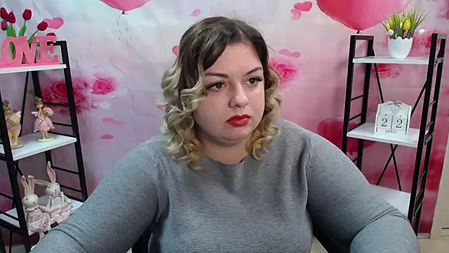 Snapshot of AdelinaMaster chatting on April 22, 5:03 pm AdelinaMaster online show from April 22, 5:03 pm