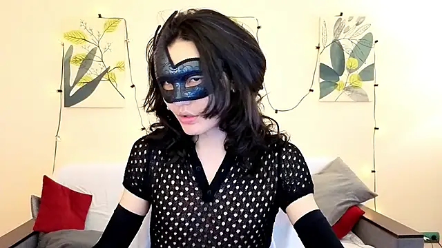 FormOverFear online show from April 4, 3:38 am