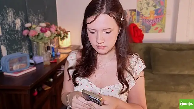 bikinibottom001 online show from April 3, 2:20 am