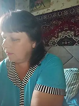 AuroKaria online show from June 13, 2:59 pm