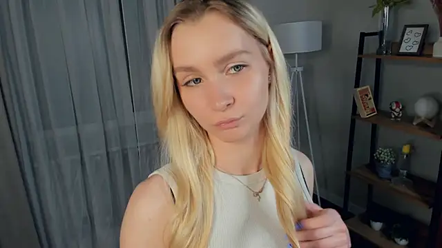 LienKleis online show from April 17, 6:22 pm