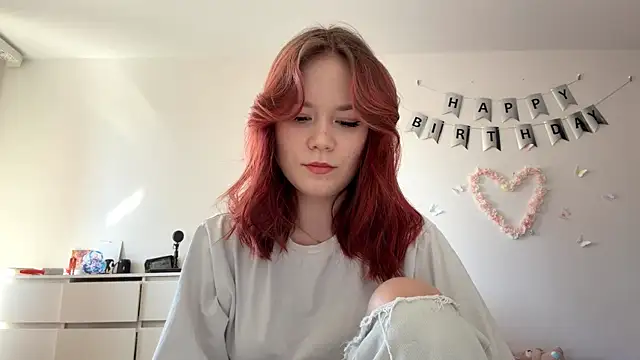 BernieceFender online show from April 5, 9:06 am