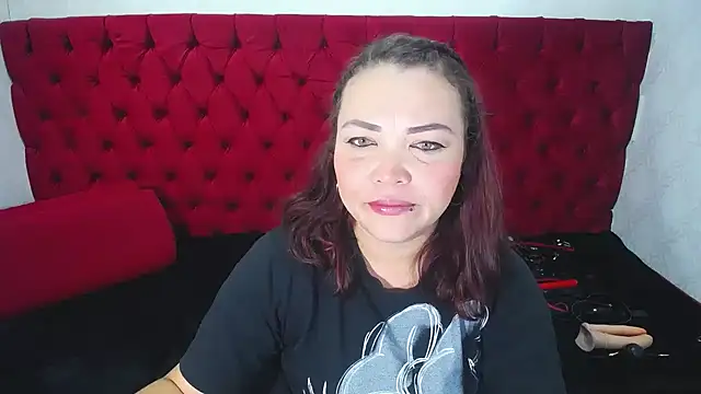 Snapshot of AngelicaMilf03 chatting on June 15, 5:09 am AngelicaMilf03 online show from June 15, 5:09 am