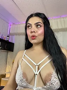 molly bick online show from April 25, 4:26 am