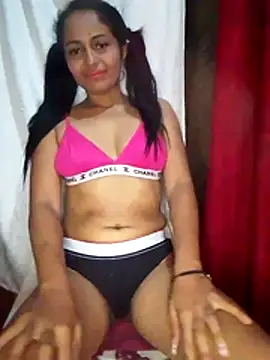 Snapshot of Lia_Phone_ chatting on June 23, 5:38 am Lia Phone online show from June 23, 5:38 am