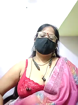 SEEMA 012 online show from May 16, 10:36 am