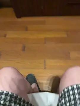 Snapshot of L7D8521 chatting on April 6, 1:23 pm L7D8521 online show from April 6, 1:23 pm