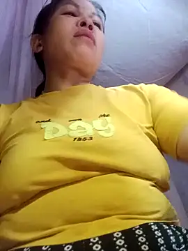 Snapshot of -Luni- chatting on July 28, 1:10 pm -Luni- online show from July 28, 1:10 pm