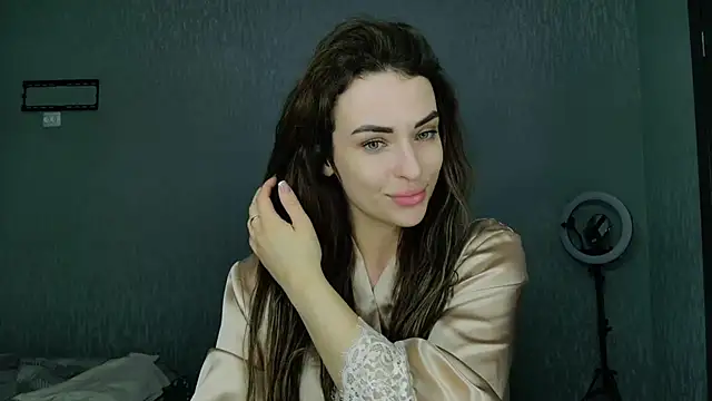 Snapshot of Kira__love1 chatting on April 14, 7:42 pm Kira love1 online show from April 14, 7:42 pm