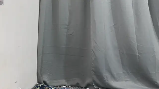 Snapshot of NaughTy_Girls04 chatting on June 4, 4:18 am NaughTy Girls04 online show from June 4, 4:18 am