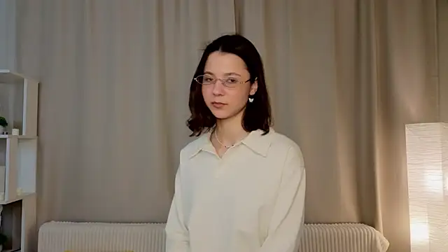 Snapshot of SheliaBinkley chatting on April 11, 8:02 pm SheliaBinkley online show from April 11, 8:02 pm