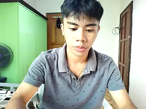 valerio fernan online show from July 7, 11:53 pm