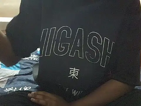 Snapshot of NaughtyTeena chatting on April 4, 5:49 am NaughtyTeena online show from April 4, 5:49 am