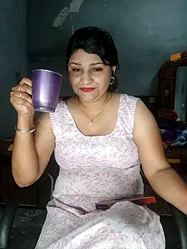 Snapshot of Riyashrma001 chatting on April 20, 7:48 pm Riyashrma001 online show from April 20, 7:48 pm