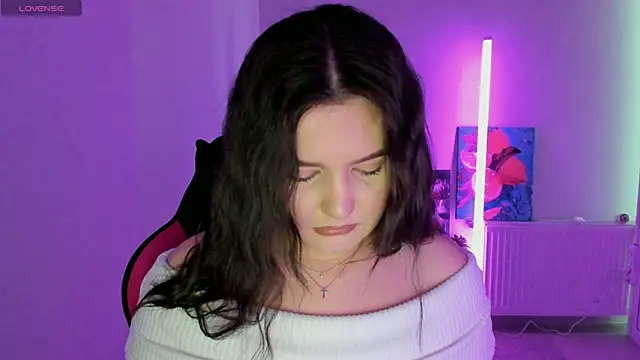 SourCherry   online show from April 5, 9:39 am